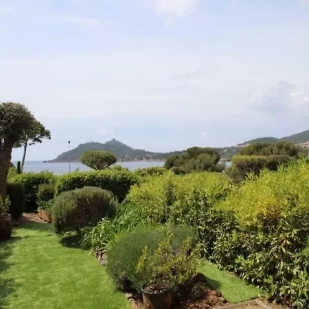 Agay Plage 23 * Сен-Рафаэль